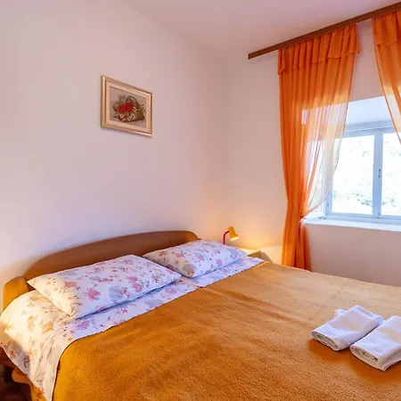 By The Sea Cove Zarace - Gdinj, Hvar - 2047 شقة *