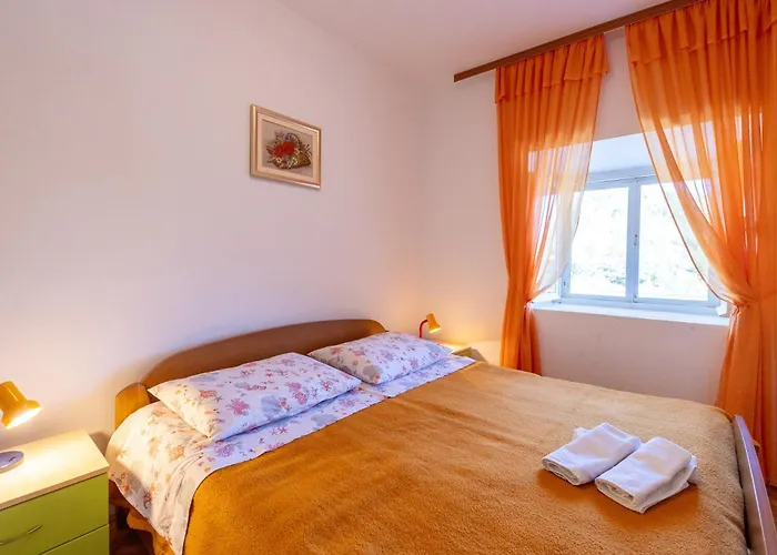 By The Sea Cove Zarace - Gdinj, Hvar - 2047 شقة *